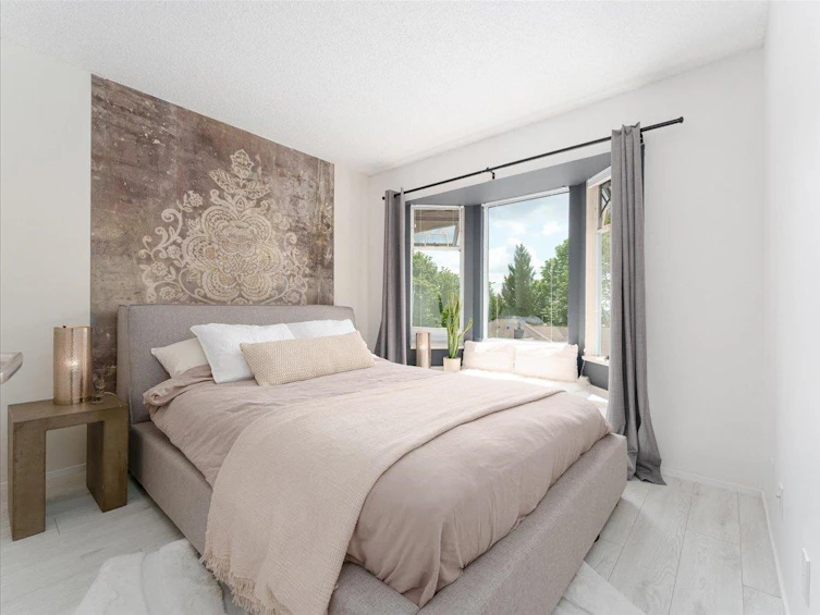 8871 Robins Court, Burnaby, BC, V5A 4K8 - 18