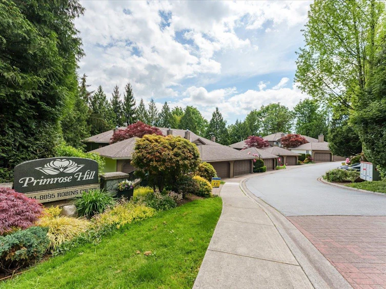 8871 Robins Court, Burnaby, BC, V5A 4K8 - 34