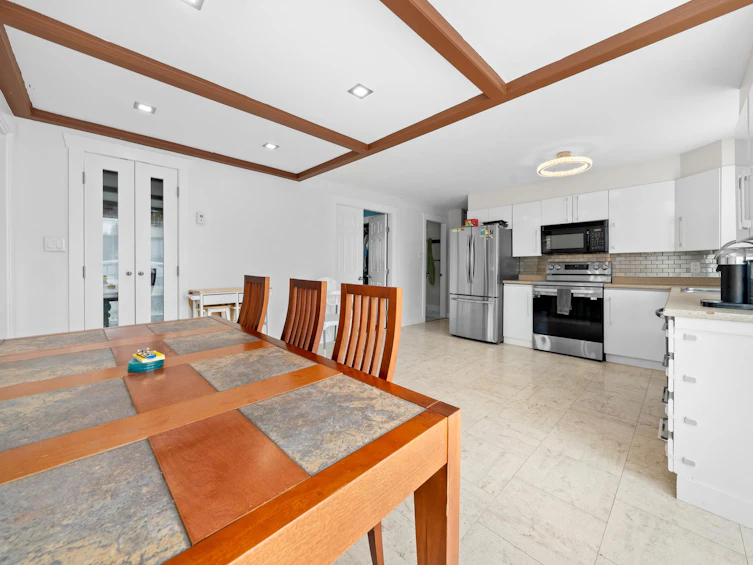 9409 Stanley Street, Chilliwack, BC, V2P 3Y5 - 21