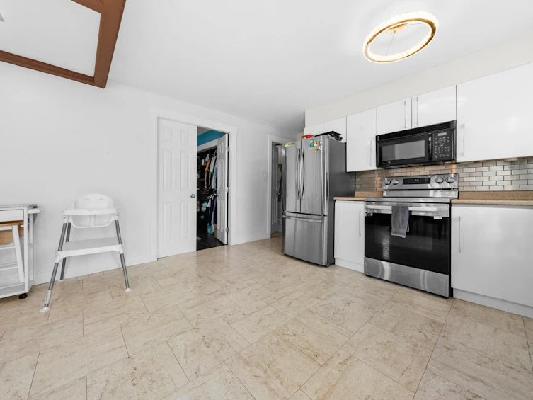 9409 Stanley Street, Chilliwack, BC, V2P 3Y5 - 15