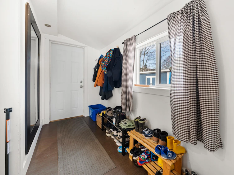 9409 Stanley Street, Chilliwack, BC, V2P 3Y5 - 31