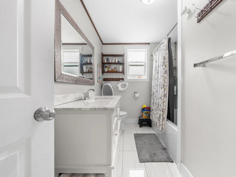 9409 Stanley Street, Chilliwack, BC, V2P 3Y5 - 25
