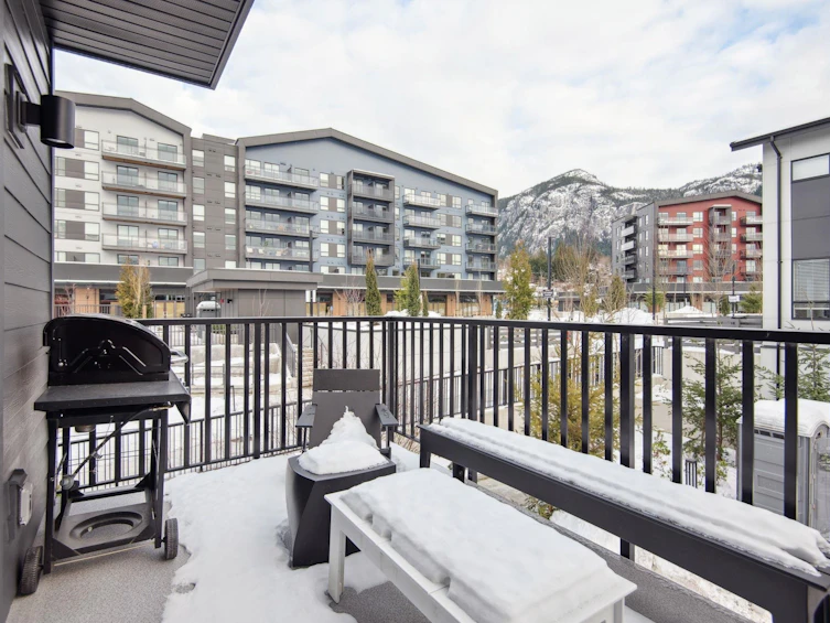 38097 Helm Way, Squamish, BC, V8B 1A8 - 25