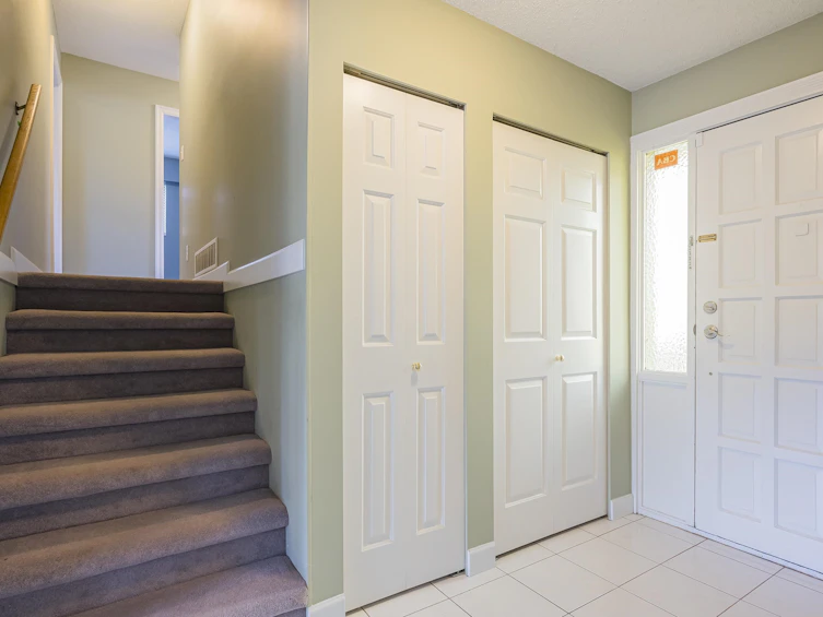 9042 Fircrest Drive, Delta, BC, V4C 7M3 - 8