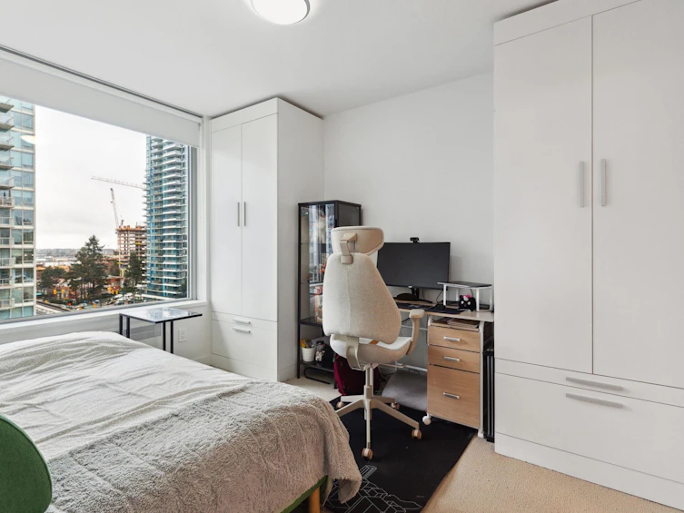 806-8031 Nunavut Lane, Vancouver, BC, V5X 0C9 - 8