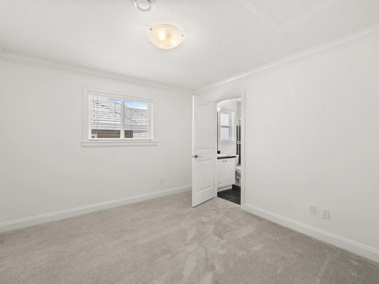 6251 141a Street, Surrey, BC, V3X 0B2 - 21