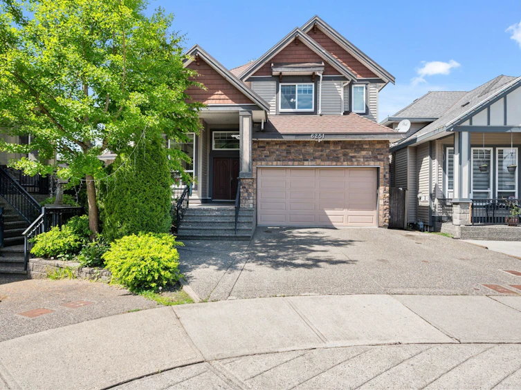 6251 141a Street, Surrey, BC, V3X 0B2
