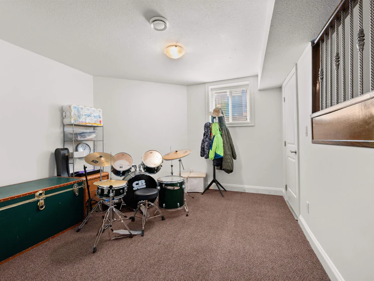 6251 141a Street, Surrey, BC, V3X 0B2 - 32
