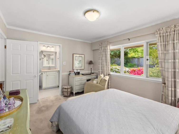 946 Beaumont Drive, North Vancouver, BC, V7R 1P4 - 20