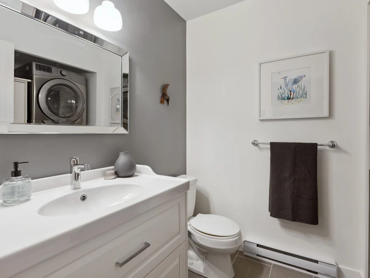203-3600 Windcrest Drive, North Vancouver, BC, V7G 2S5 - 19