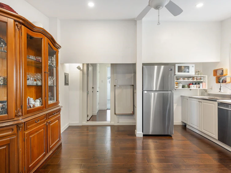 2306 William Avenue, North Vancouver, BC, V7J 2P6 - 19