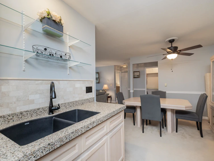 314-9299 121 Street, Surrey, BC, V3V 7X8 - 14