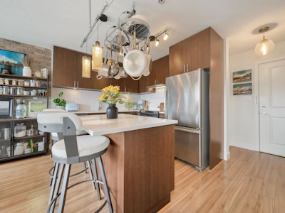434-15850 26 Avenue - 4