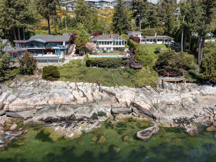 5951 Sunshine Coast Highway, Sechelt, BC, V0N 3A7 - 4