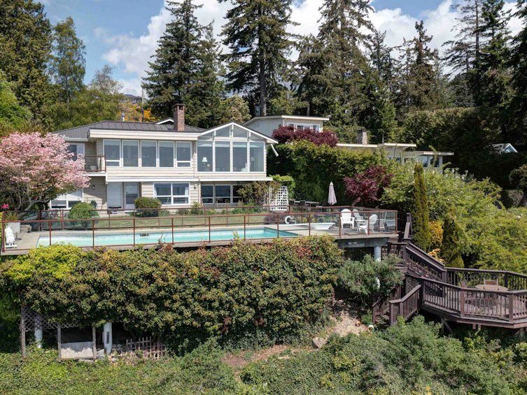 5951 Sunshine Coast Highway, Sechelt, BC, V0N 3A7 - 3