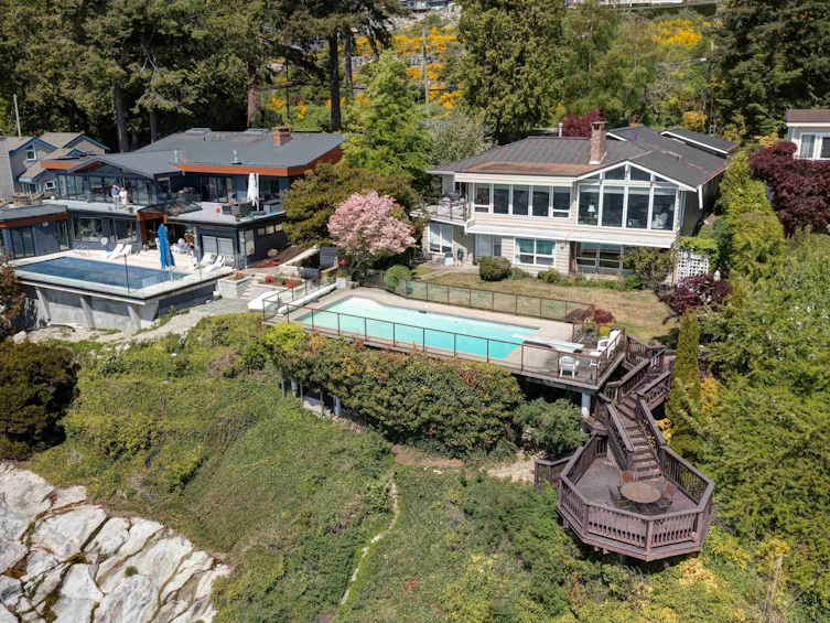 5951 Sunshine Coast Highway, Sechelt, BC, V0N 3A7