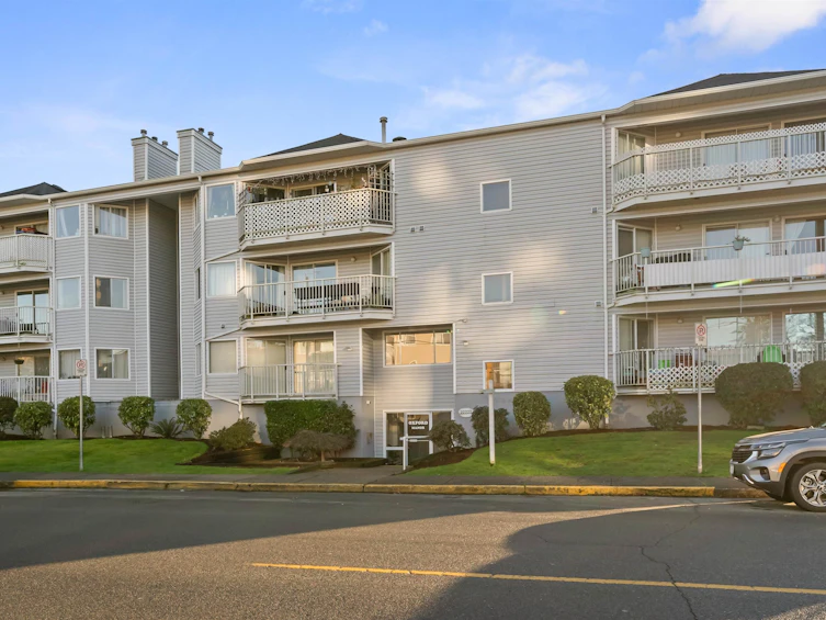 202-22222 119 Avenue, Maple Ridge, BC, V2X 2Y9 - 2