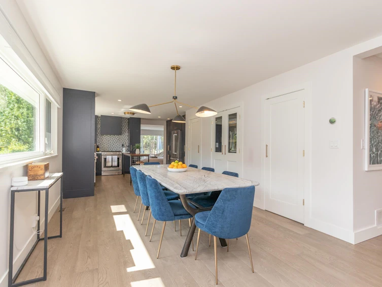 5485 Greenleaf Road, West Vancouver, BC, V7W 1N5 - 5