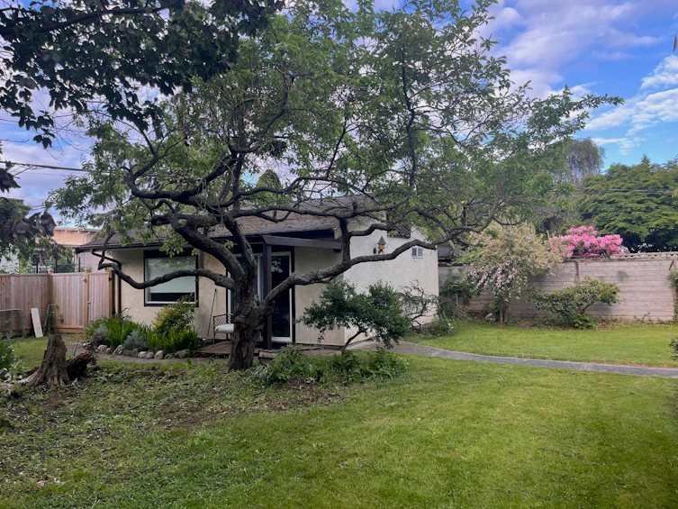 5683 Medusa Street, Sechelt, BC, V0N 3A0 - 4
