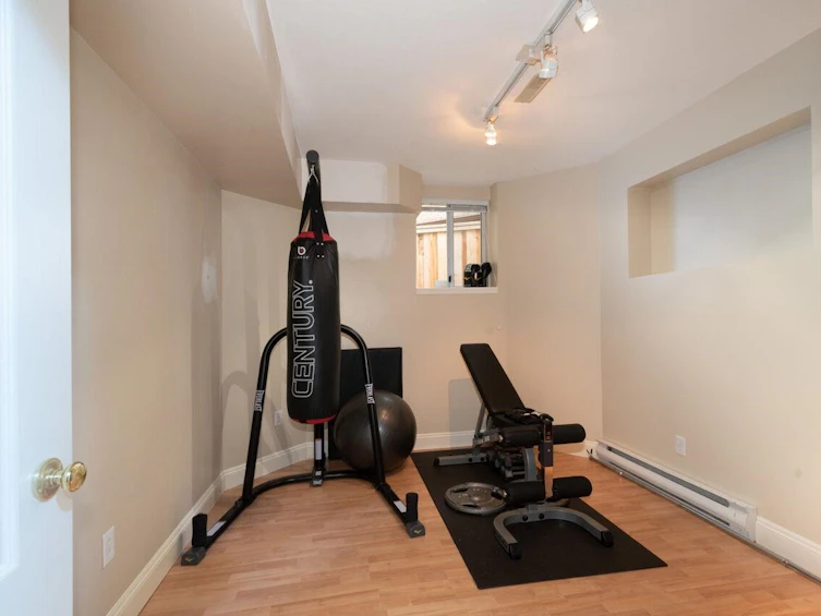 2823 Thimbleberry Court, Coquitlam, BC, V3E 2T3 - 26