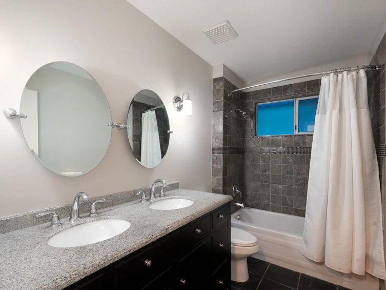 2823 Thimbleberry Court, Coquitlam, BC, V3E 2T3 - 23