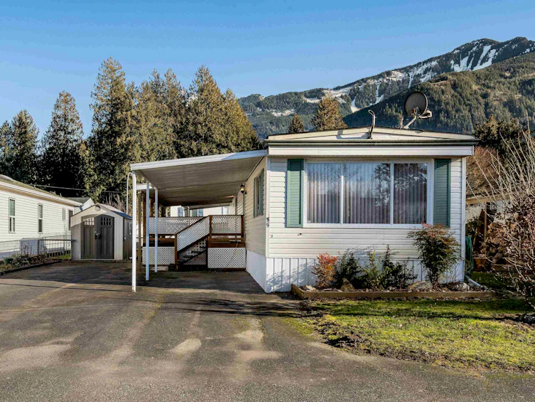 35-52324 Yale Road, Chilliwack, BC, V0X 1X0 - 2