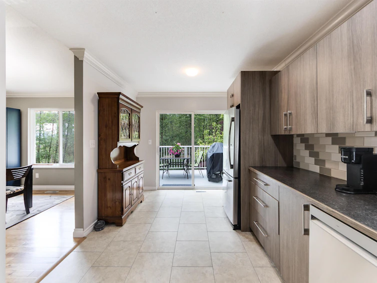 11468 Roxburgh Road, Surrey, BC, V3R 0W4 - 9