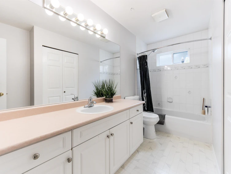 11468 Roxburgh Road, Surrey, BC, V3R 0W4 - 15