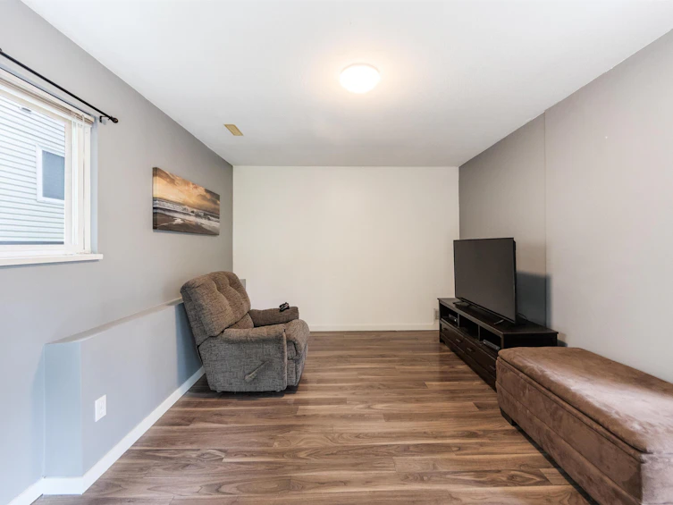 11468 Roxburgh Road, Surrey, BC, V3R 0W4 - 23