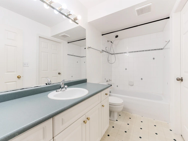 11468 Roxburgh Road, Surrey, BC, V3R 0W4 - 26