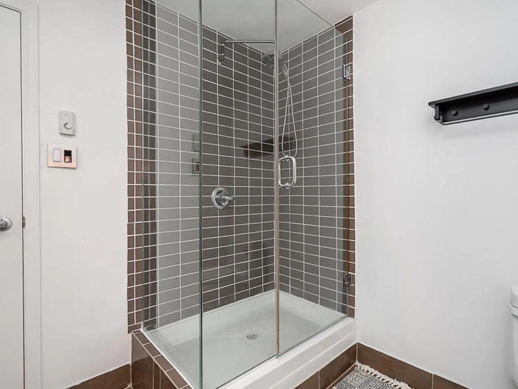 207-2175 W 3rd Avenue, Vancouver, BC, V6K 1L2 - 23