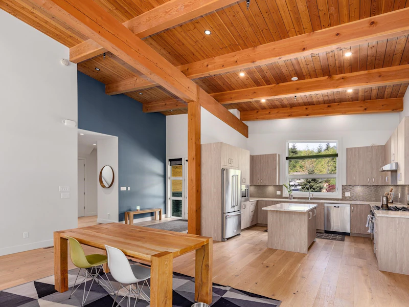 3308 Mamquam Road, Squamish BC V8B 0S6