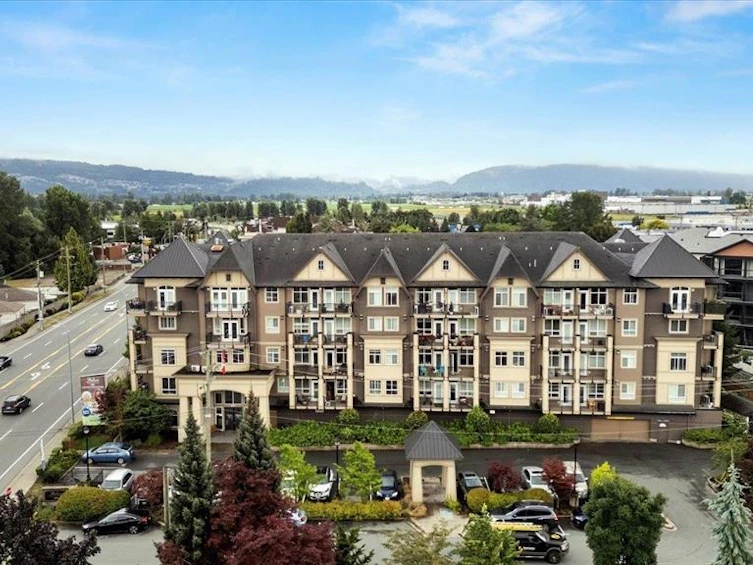 317-8531 Young Road, Chilliwack, BC, V2P 0E1 - 2