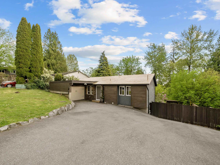 32718 Charnley Drive, Mission, BC, V2V 5R7 - 2
