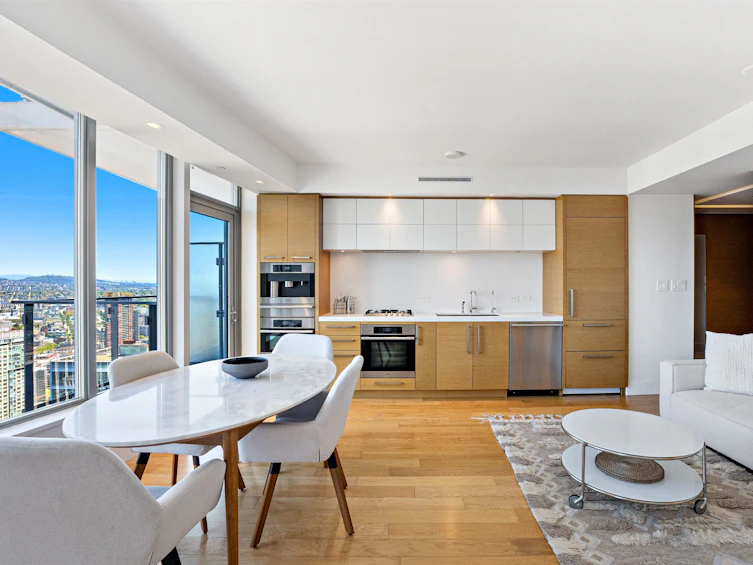 3803-667 Howe Street, Vancouver, BC, V6C 0B5 - 2