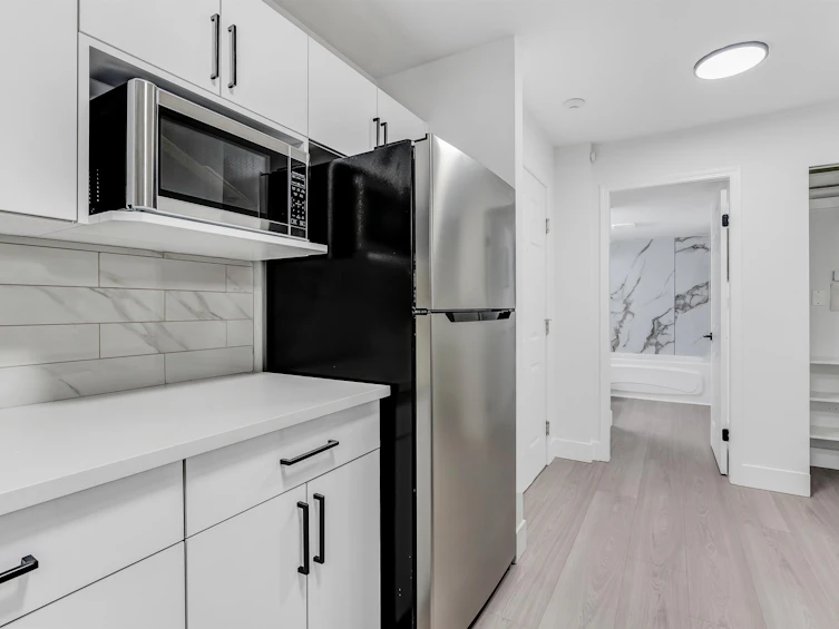 218-15268 105 Avenue, Surrey, BC, V3R 0W8 - 15