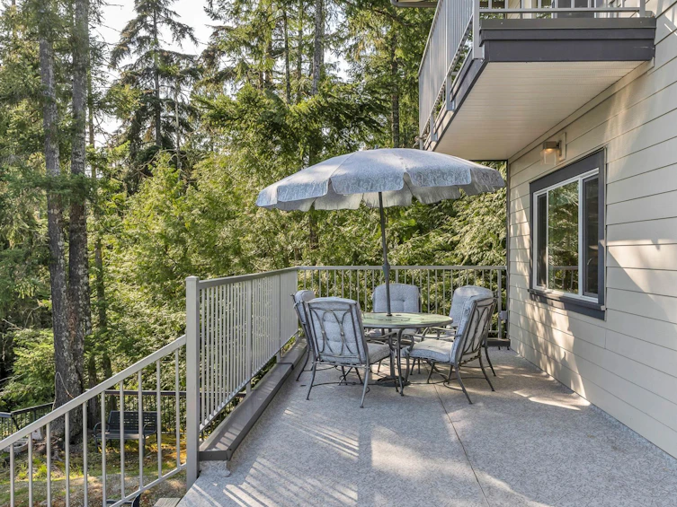 9431 Stephens Way, Halfmoon Bay, BC, V7Z 1G9 - 11
