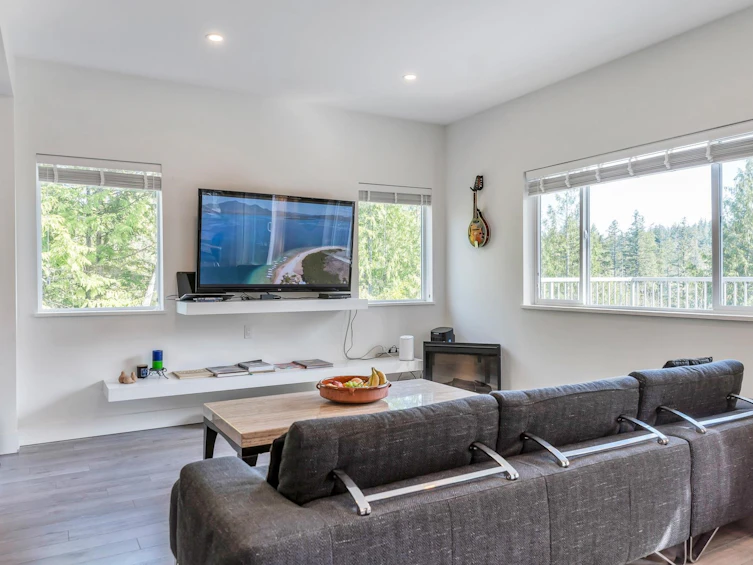 9431 Stephens Way, Halfmoon Bay, BC, V7Z 1G9 - 5