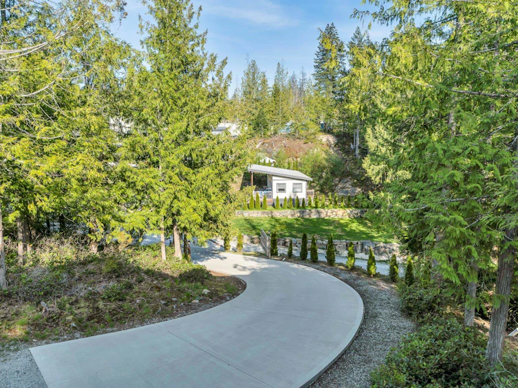 9431 Stephens Way, Halfmoon Bay, BC, V7Z 1G9 - 38
