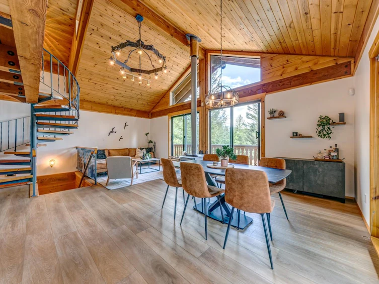 8248 Alpine Way, Whistler, BC, V8E 0G2 - 4
