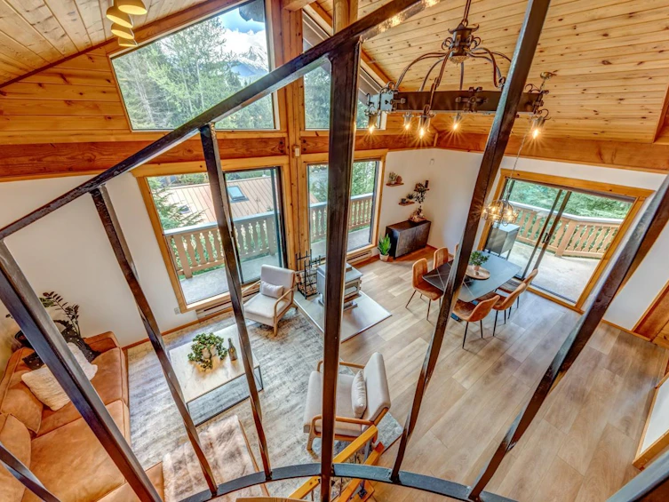 8248 Alpine Way, Whistler, BC, V8E 0G2 - 3