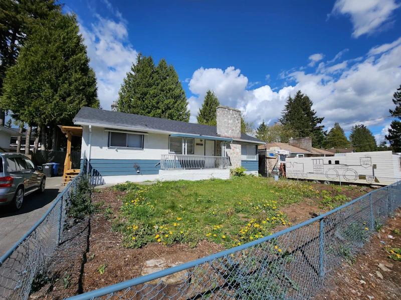 33693 Mayfair Avenue, Abbotsford BC V2S 1P7