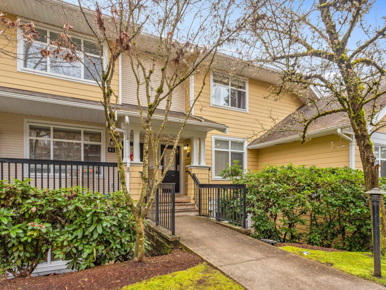 83-6878 Southpoint Drive, Burnaby, BC, V3N 5E4