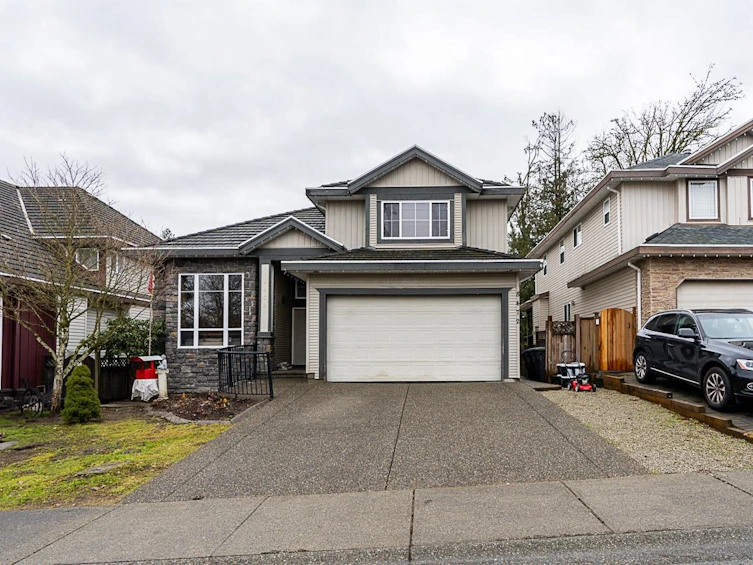 8472 168 Street, Surrey, BC, V4N 5A3