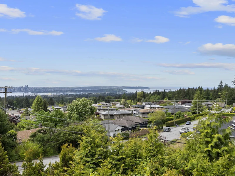 4325 Delbrook Avenue, North Vancouver BC