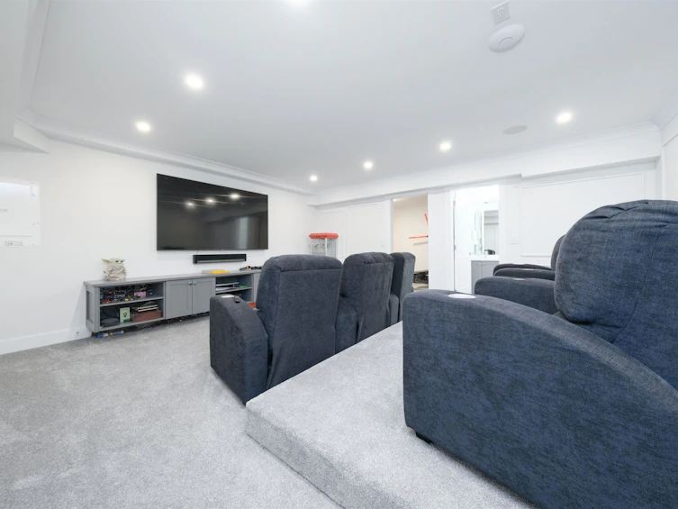 3715 Campbell Avenue, North Vancouver, BC, V7K 2M4 - 27