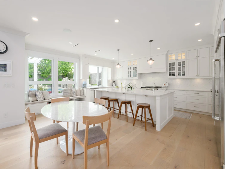 3715 Campbell Avenue, North Vancouver, BC, V7K 2M4 - 8
