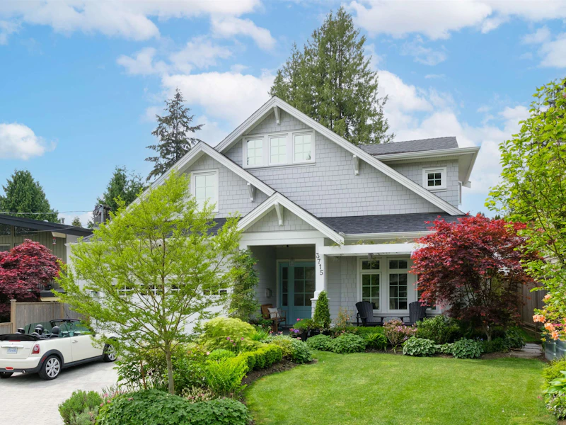 3715 Campbell Avenue, North Vancouver BC V7K 2M4