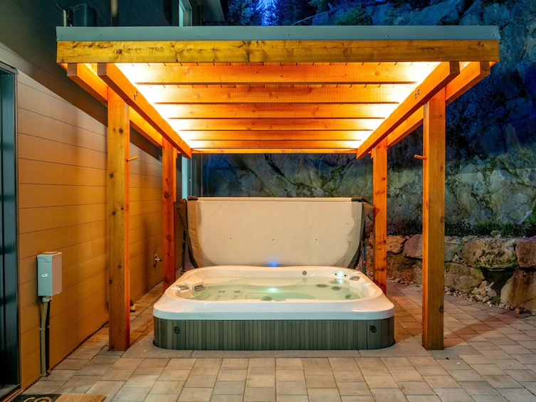 7441 Treetop Lane, Whistler, BC, V8E 0E9 - 34