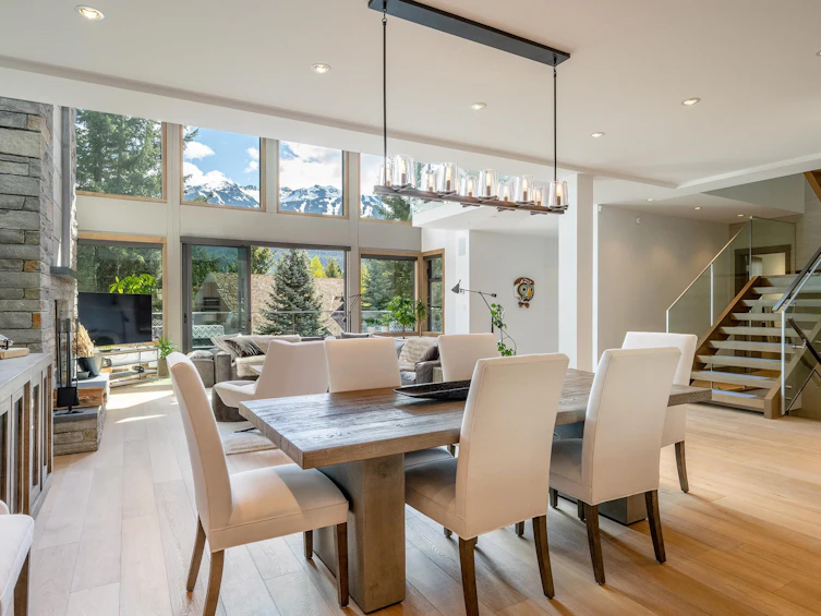 7441 Treetop Lane, Whistler, BC, V8E 0E9 - 6